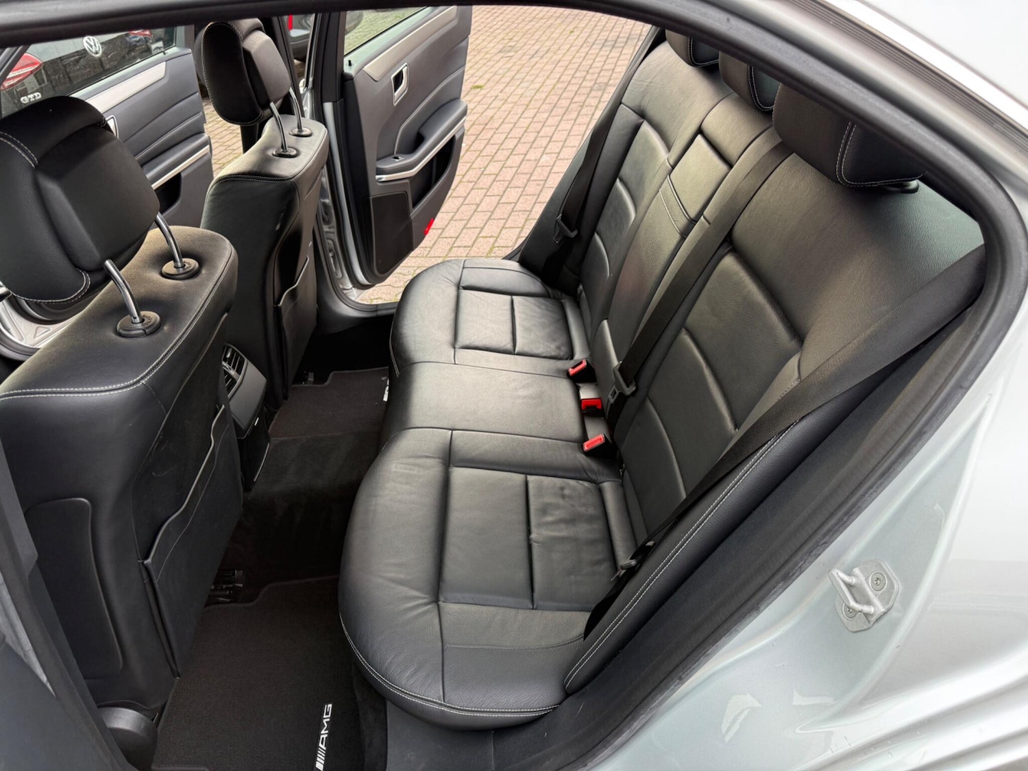 Used Mercedes-Benz E Class 2014 for sale - 76499413: Photo 35