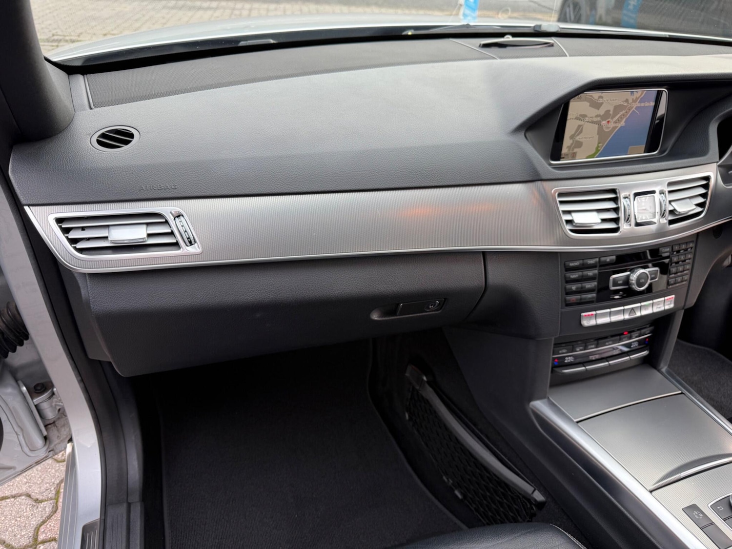 Used Mercedes-Benz E Class 2014 for sale - 76499413: Photo 39