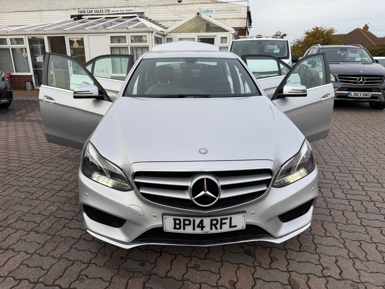 Used Mercedes-Benz E Class 2014 for sale - 76499413: Photo 48