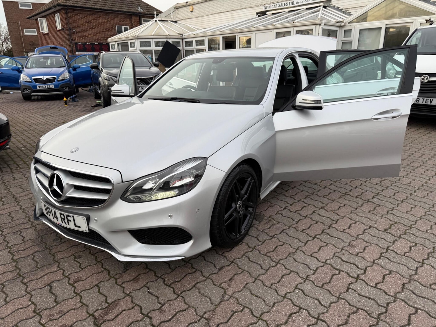 Used Mercedes-Benz E Class 2014 for sale - 76499413: Photo 49