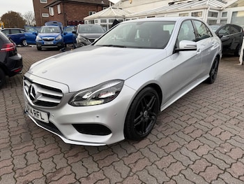 Used Mercedes-Benz E Class 2014 for sale - 76499413: Photo