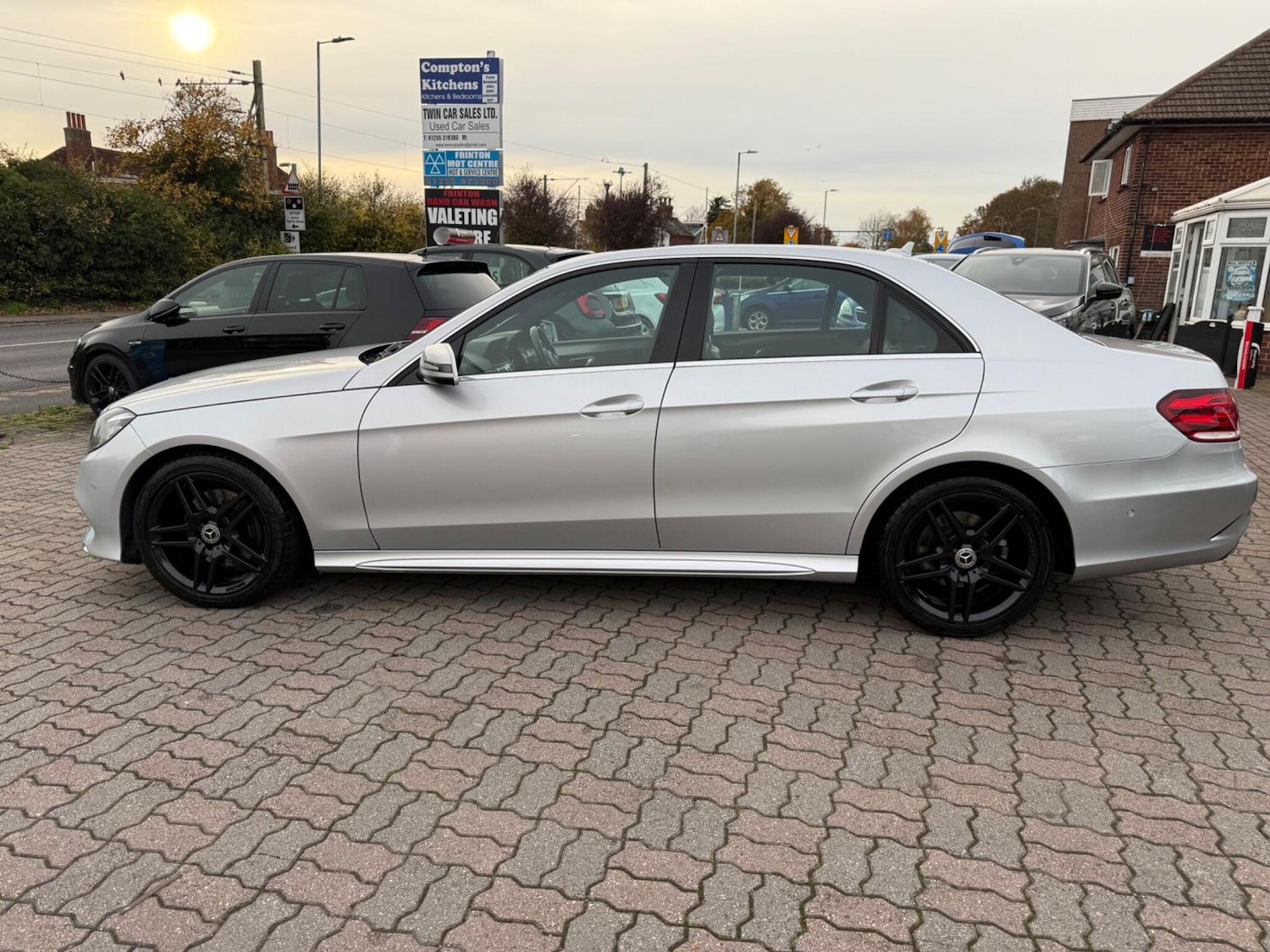 Used Mercedes-Benz E Class 2014 for sale - 76499413: Photo 5