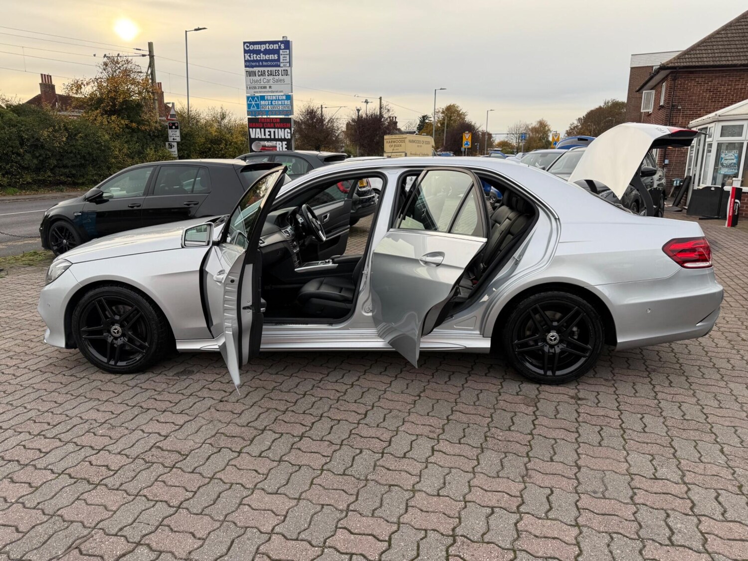 Used Mercedes-Benz E Class 2014 for sale - 76499413: Photo 50