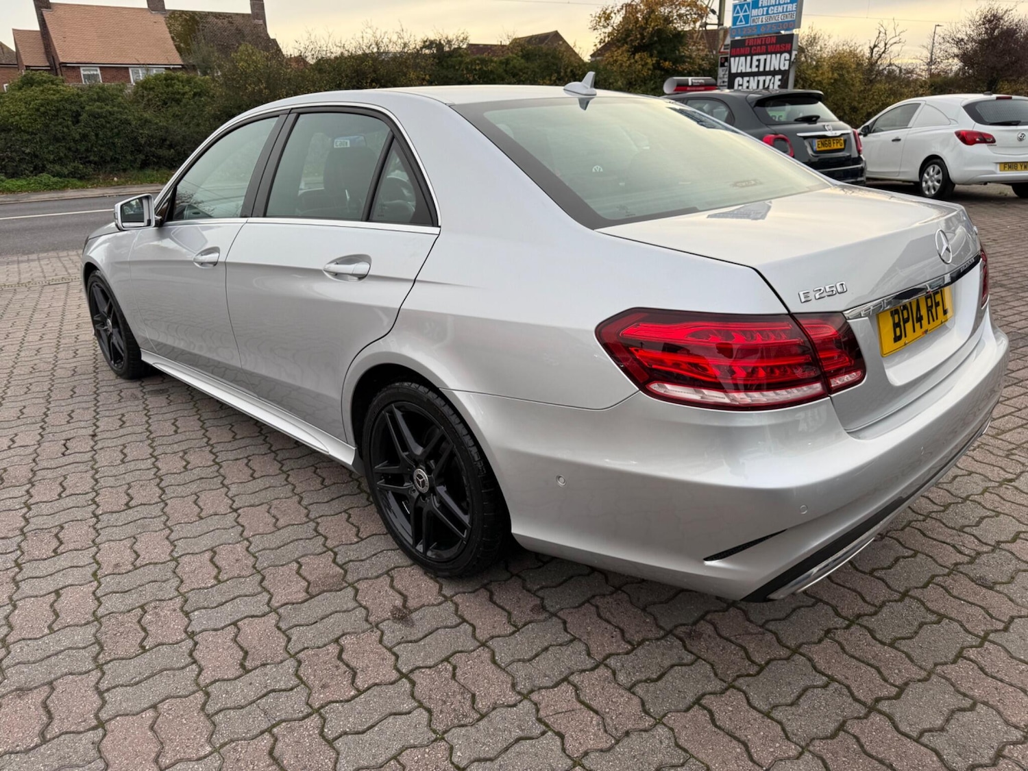 Used Mercedes-Benz E Class 2014 for sale - 76499413: Photo 6