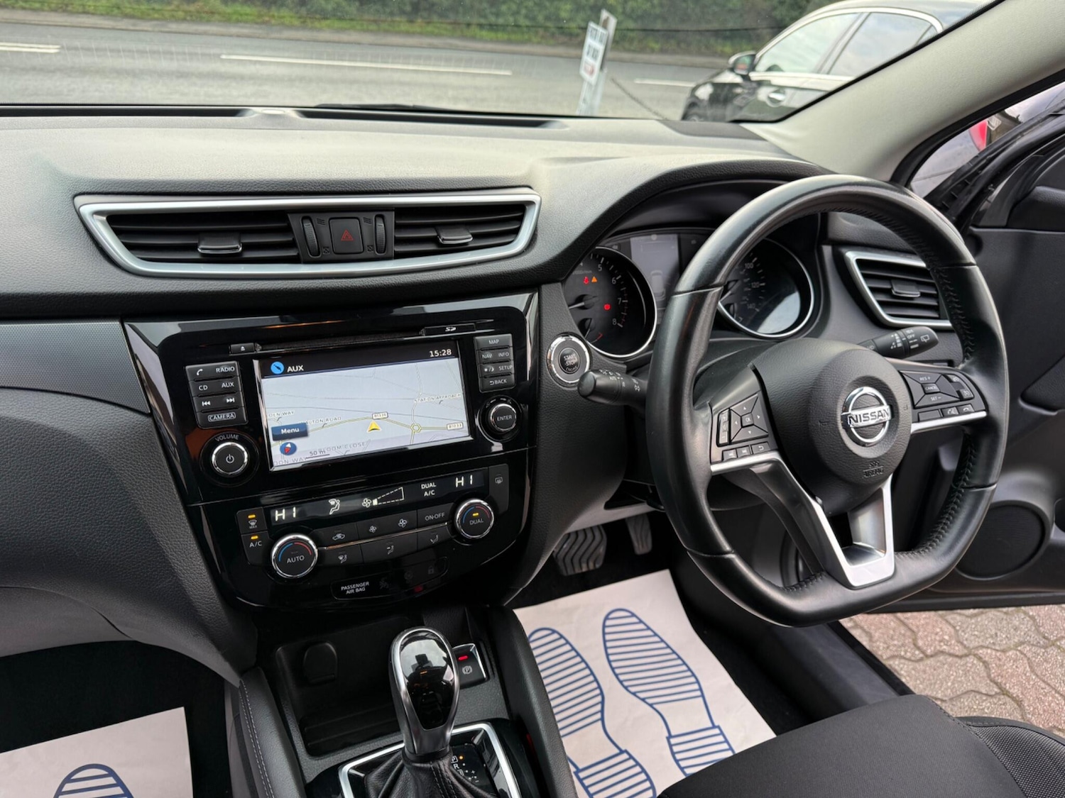 Used Nissan Qashqai 2017 for sale - 77191493: Photo 35