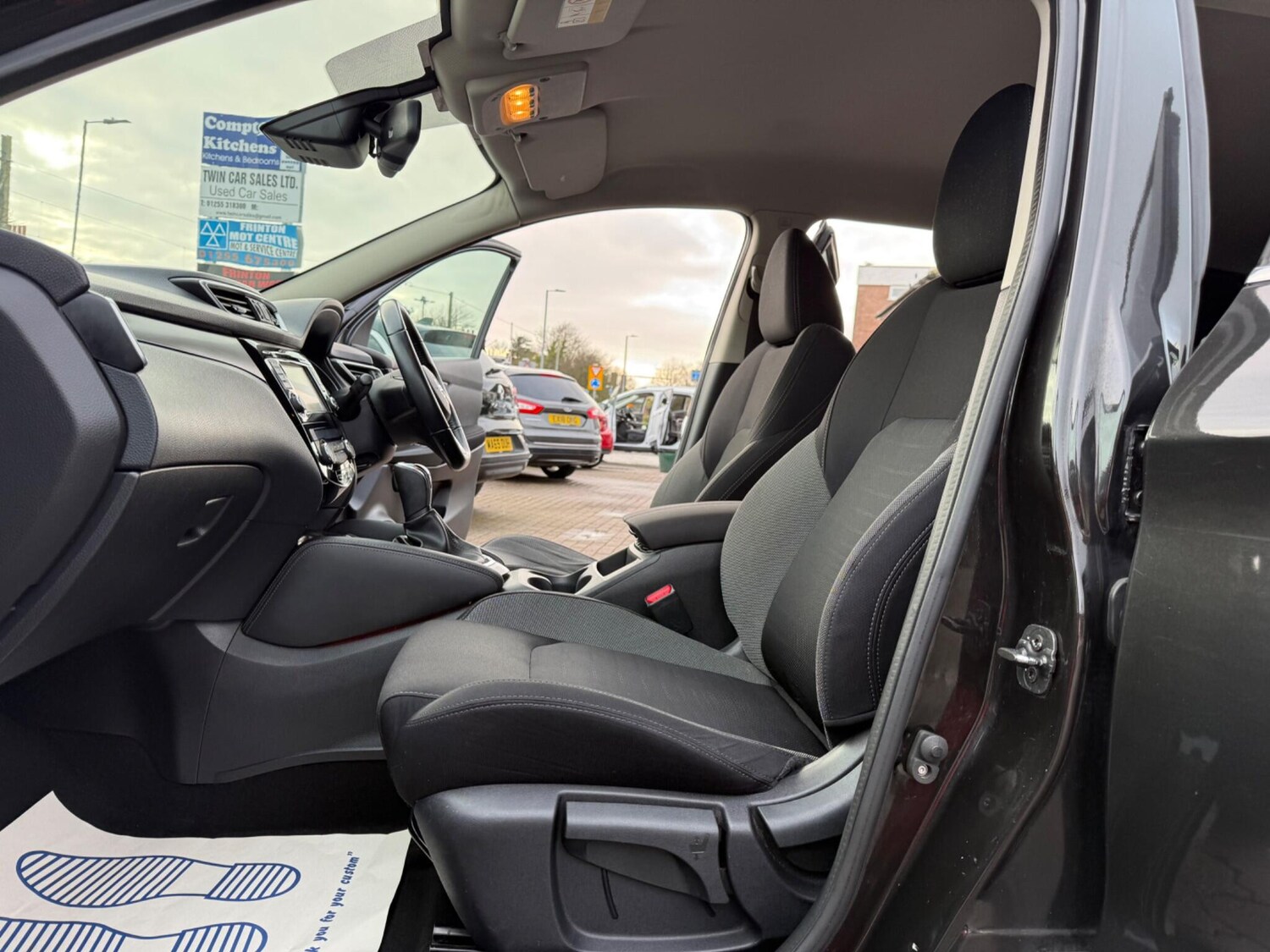 Used Nissan Qashqai 2017 for sale - 77191493: Photo 37