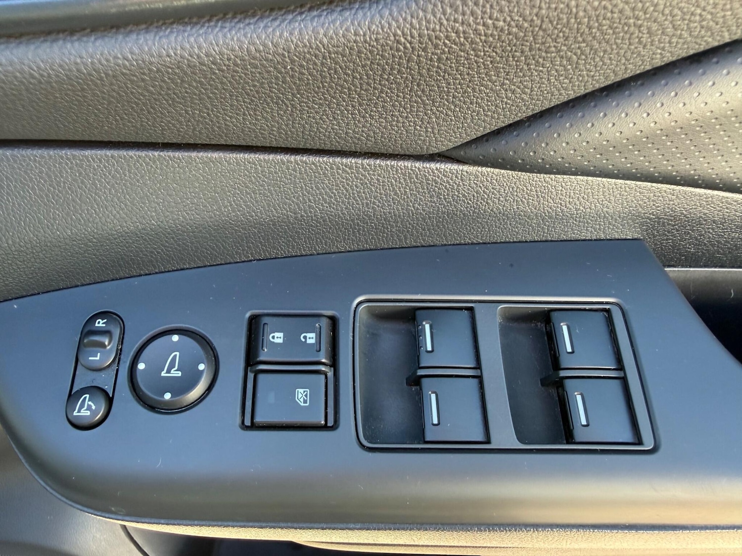 Used Honda CR-V 2014 for sale - 77978175: Photo 11