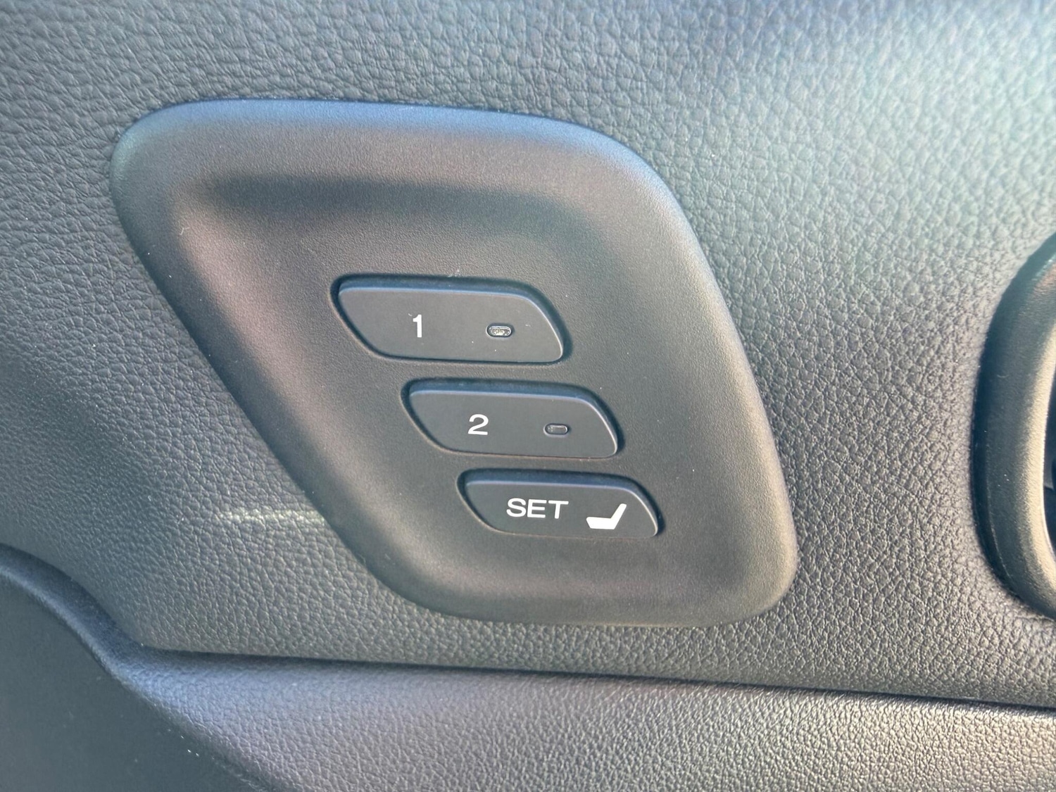 Used Honda CR-V 2014 for sale - 77978175: Photo 12