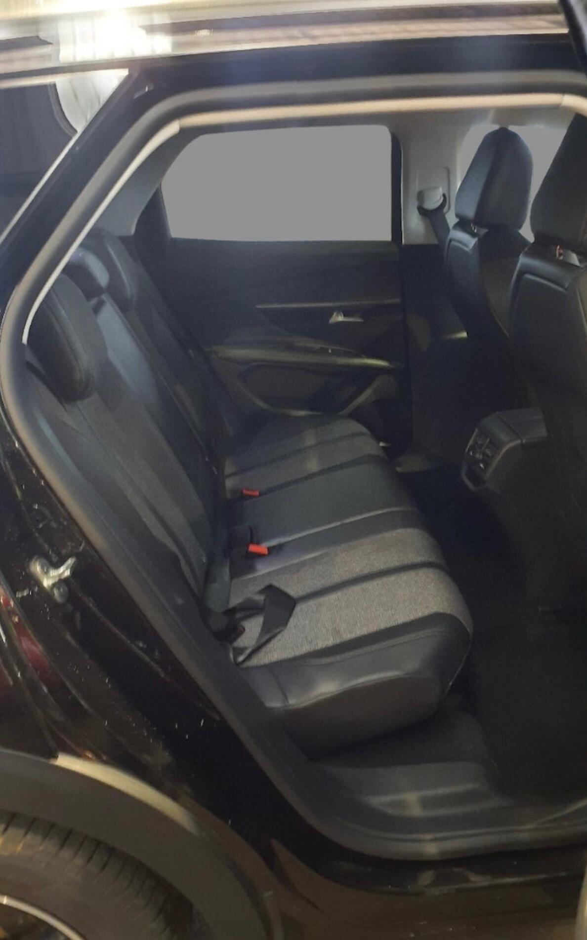 Used Peugeot 3008 2017 for sale - 77203368: Photo 8