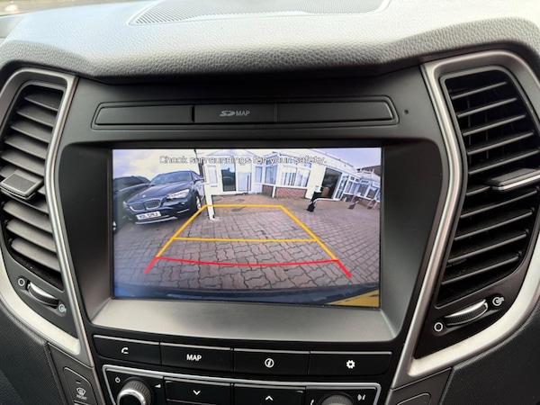 Used Hyundai Santa Fe 2017 for sale - 76032671: Photo 19
