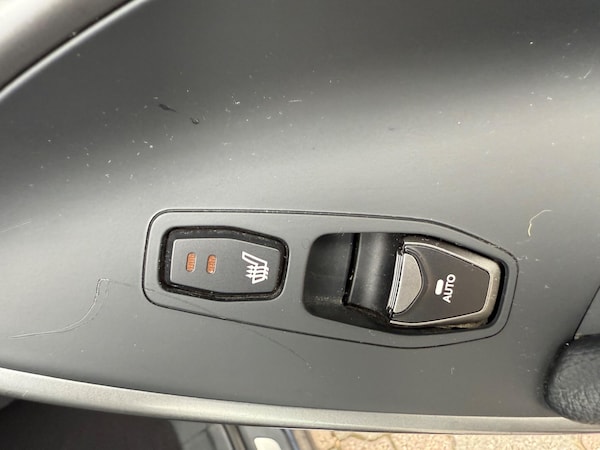 Used Hyundai Santa Fe 2017 for sale - 76032671: Photo 29