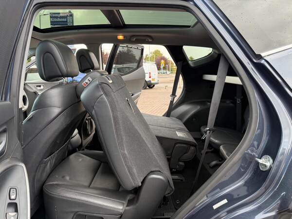 Used Hyundai Santa Fe 2017 for sale - 76032671: Photo 34