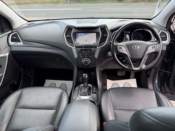 Used Hyundai Santa Fe 2017 for sale - 76032671: Photo 3
