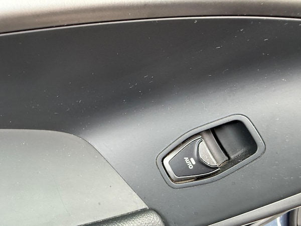 Used Hyundai Santa Fe 2017 for sale - 76032671: Photo 41