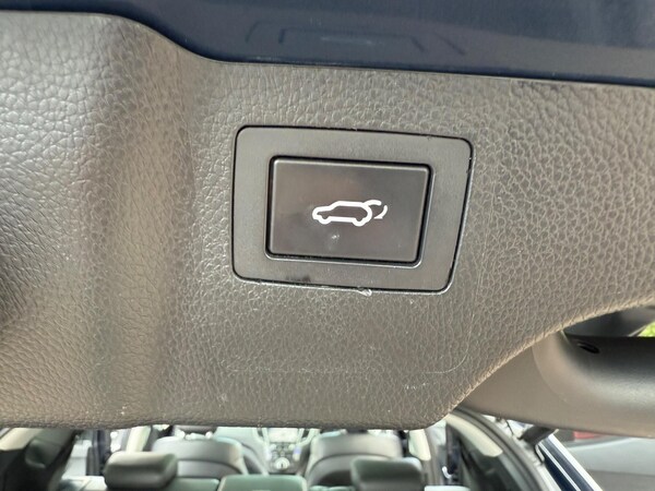 Used Hyundai Santa Fe 2017 for sale - 76032671: Photo 49