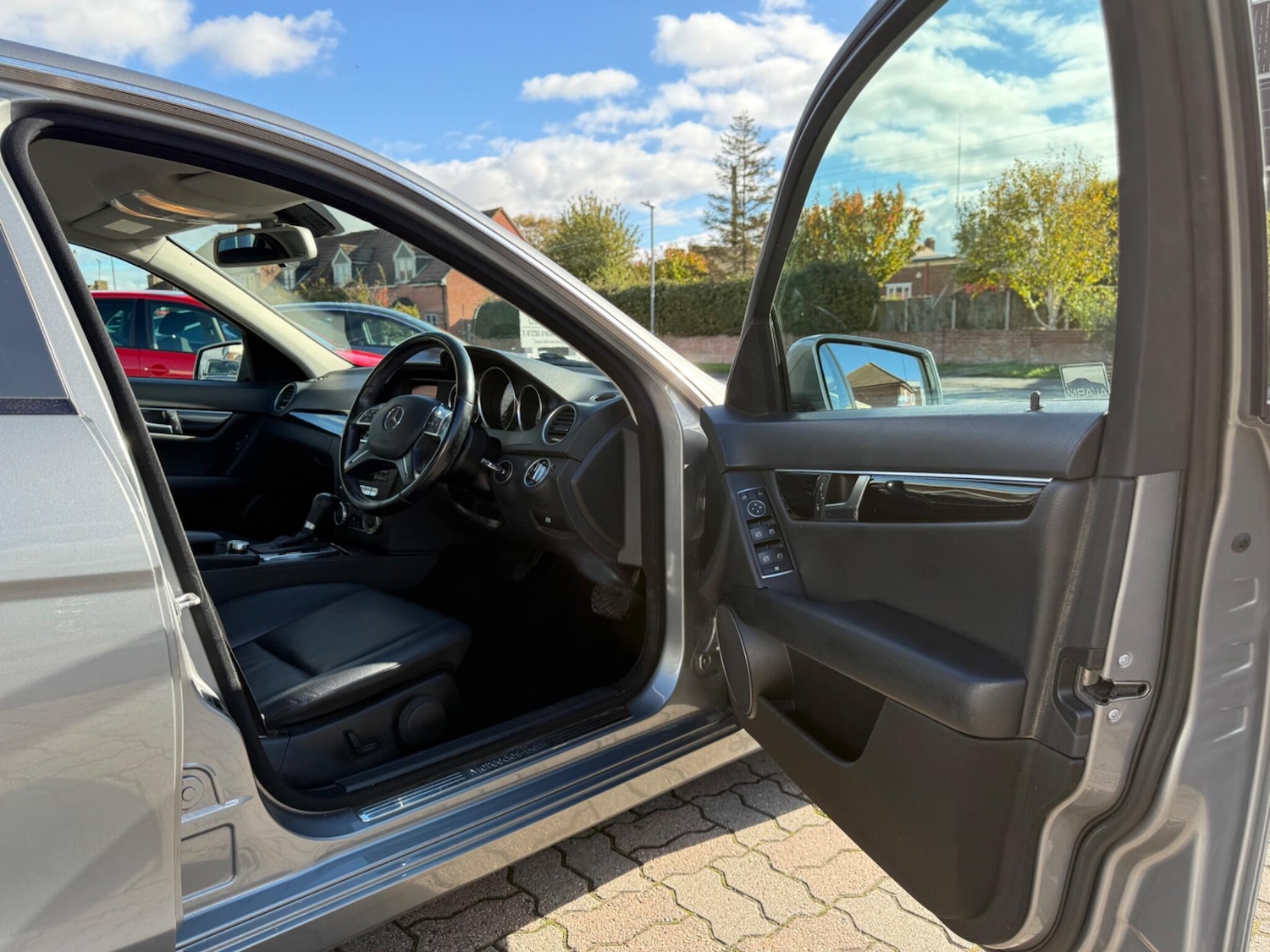 Used Mercedes-Benz C Class 2013 for sale - 76377232: Photo 10