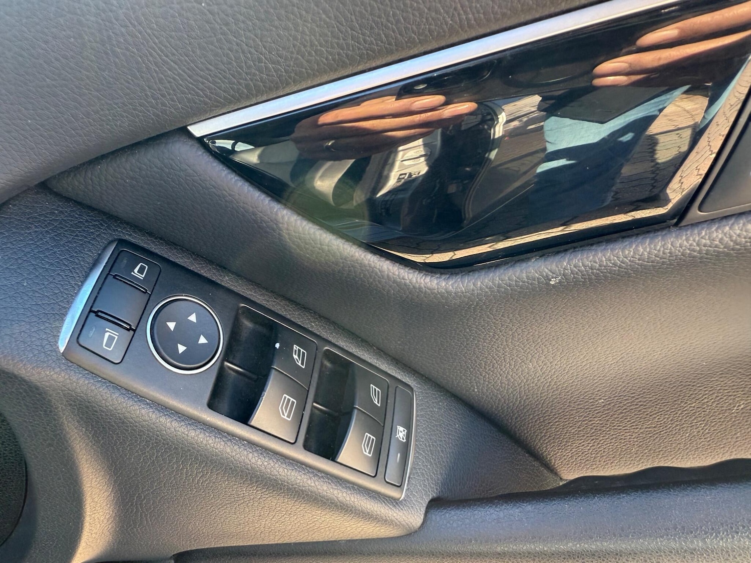 Used Mercedes-Benz C Class 2013 for sale - 76377232: Photo 11