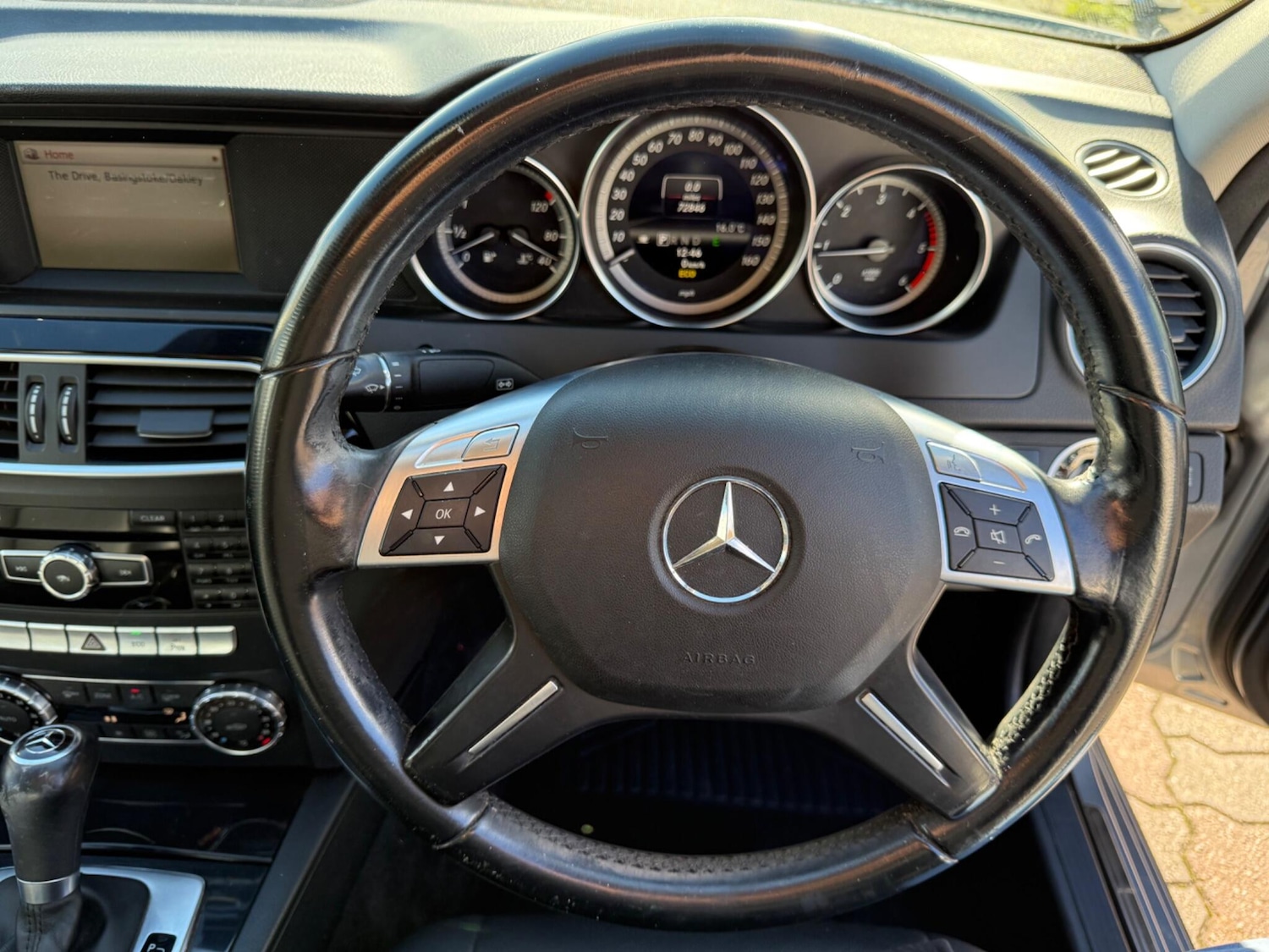 Used Mercedes-Benz C Class 2013 for sale - 76377232: Photo 16