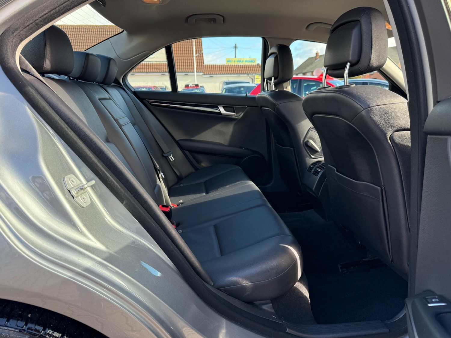 Used Mercedes-Benz C Class 2013 for sale - 76377232: Photo 26