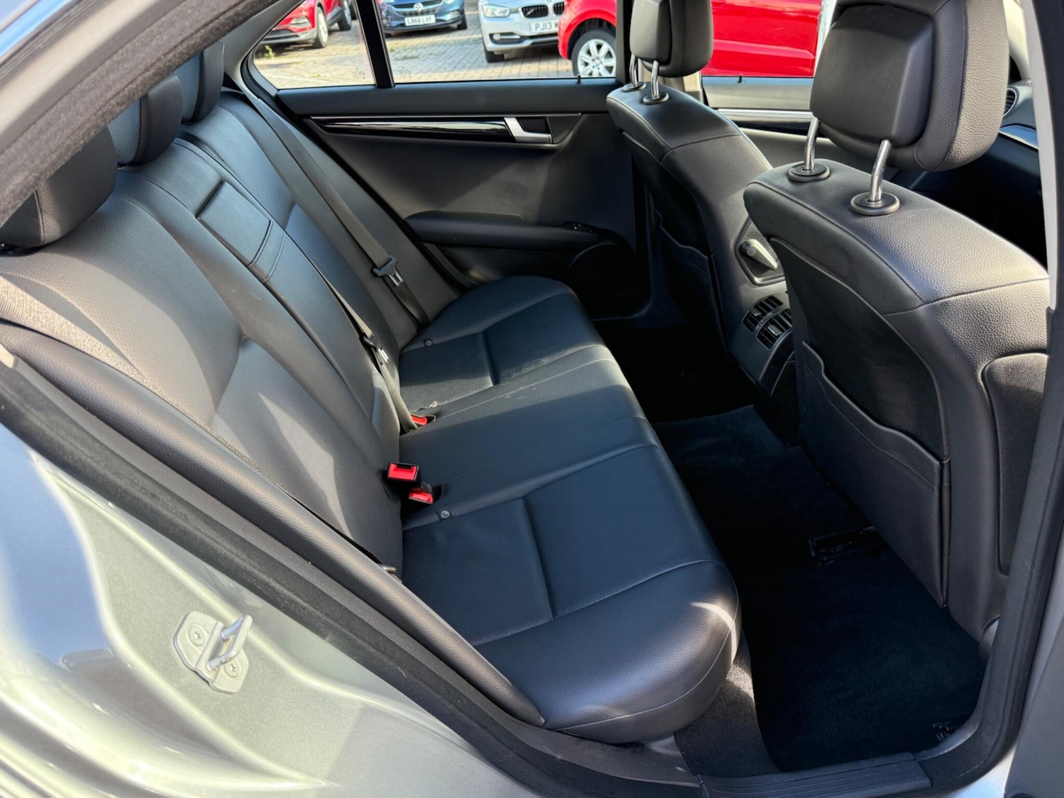 Used Mercedes-Benz C Class 2013 for sale - 76377232: Photo 27