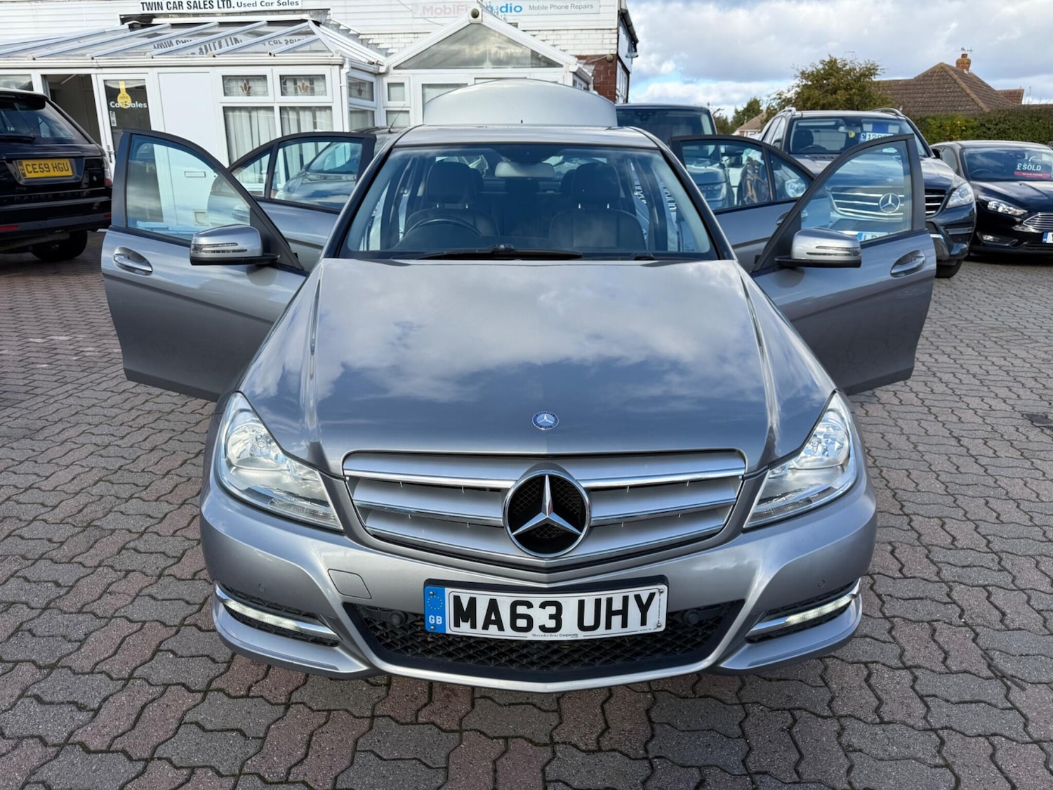 Used Mercedes-Benz C Class 2013 for sale - 76377232: Photo 44