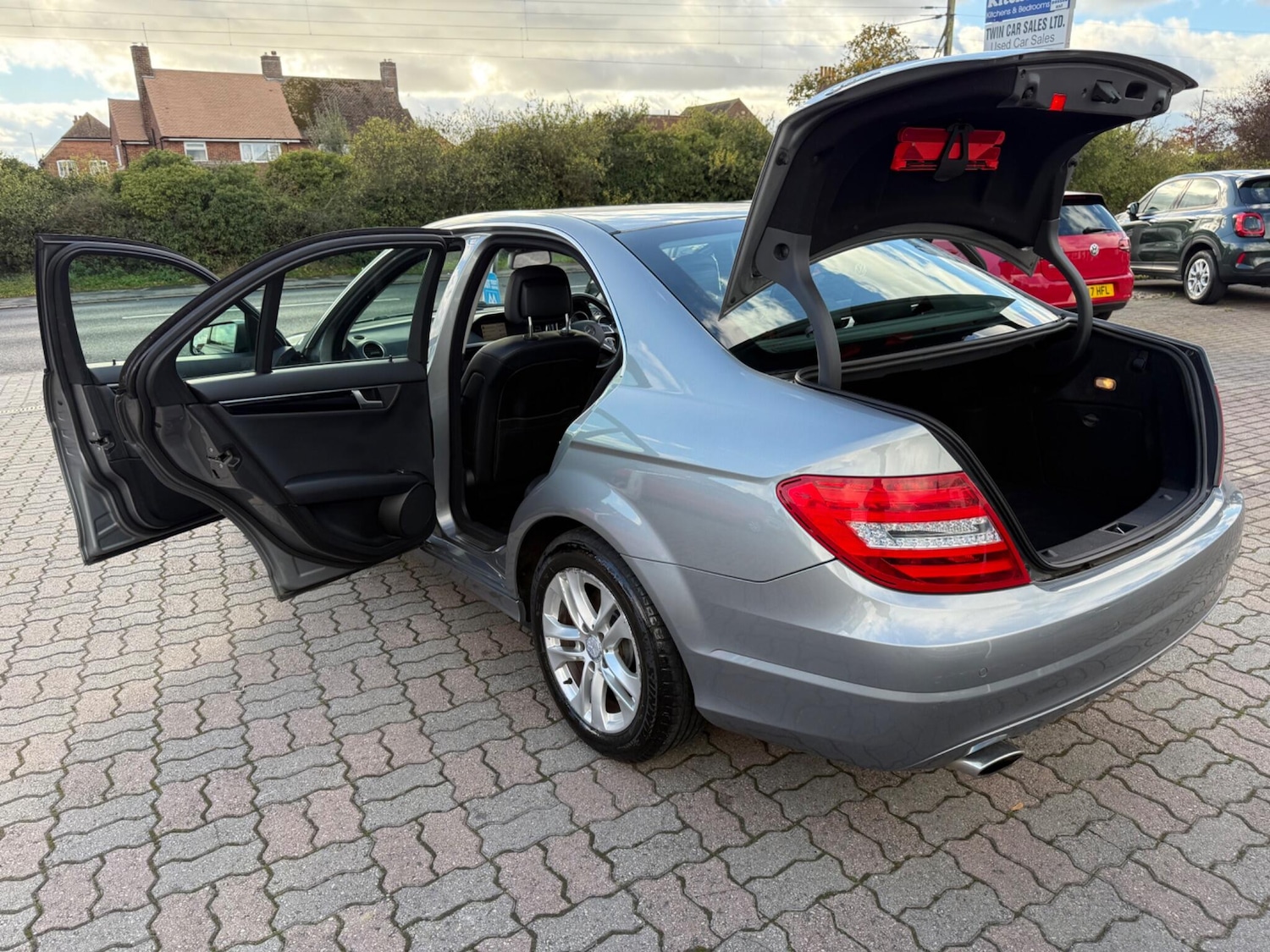 Used Mercedes-Benz C Class 2013 for sale - 76377232: Photo 47