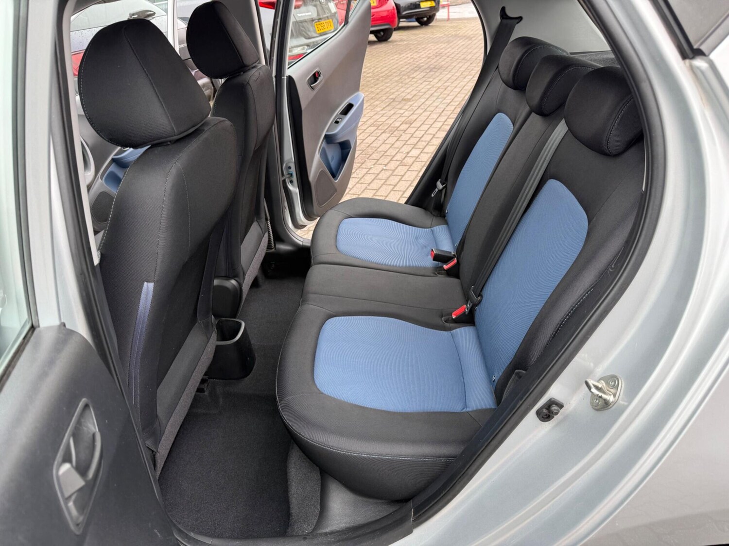 Used Hyundai i10 2014 for sale - 77613050: Photo 27