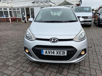 Used Hyundai i10 2014 for sale - 77613050: Photo