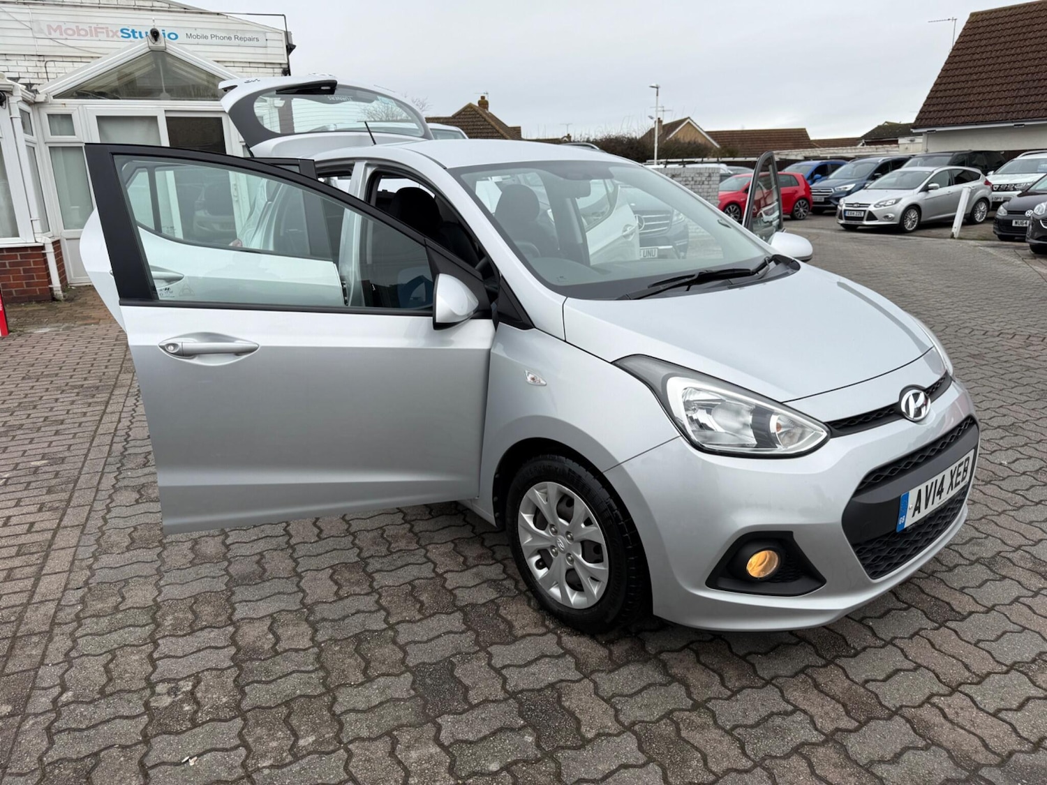 Used Hyundai i10 2014 for sale - 77613050: Photo 39