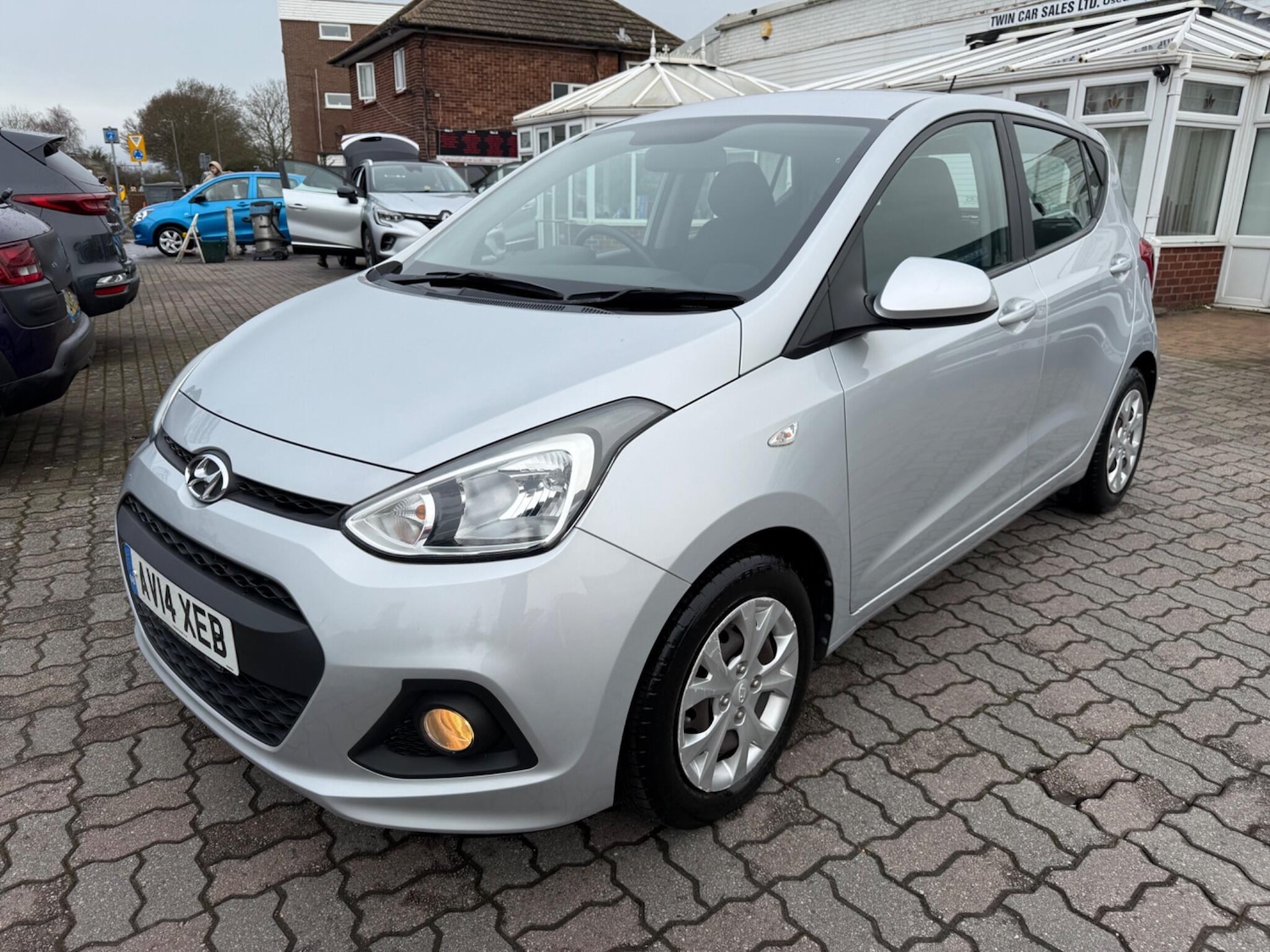 Used Hyundai i10 2014 for sale - 77613050: Photo 4