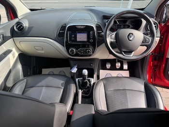 Used Renault Captur 2018 for sale - 79145534: Photo