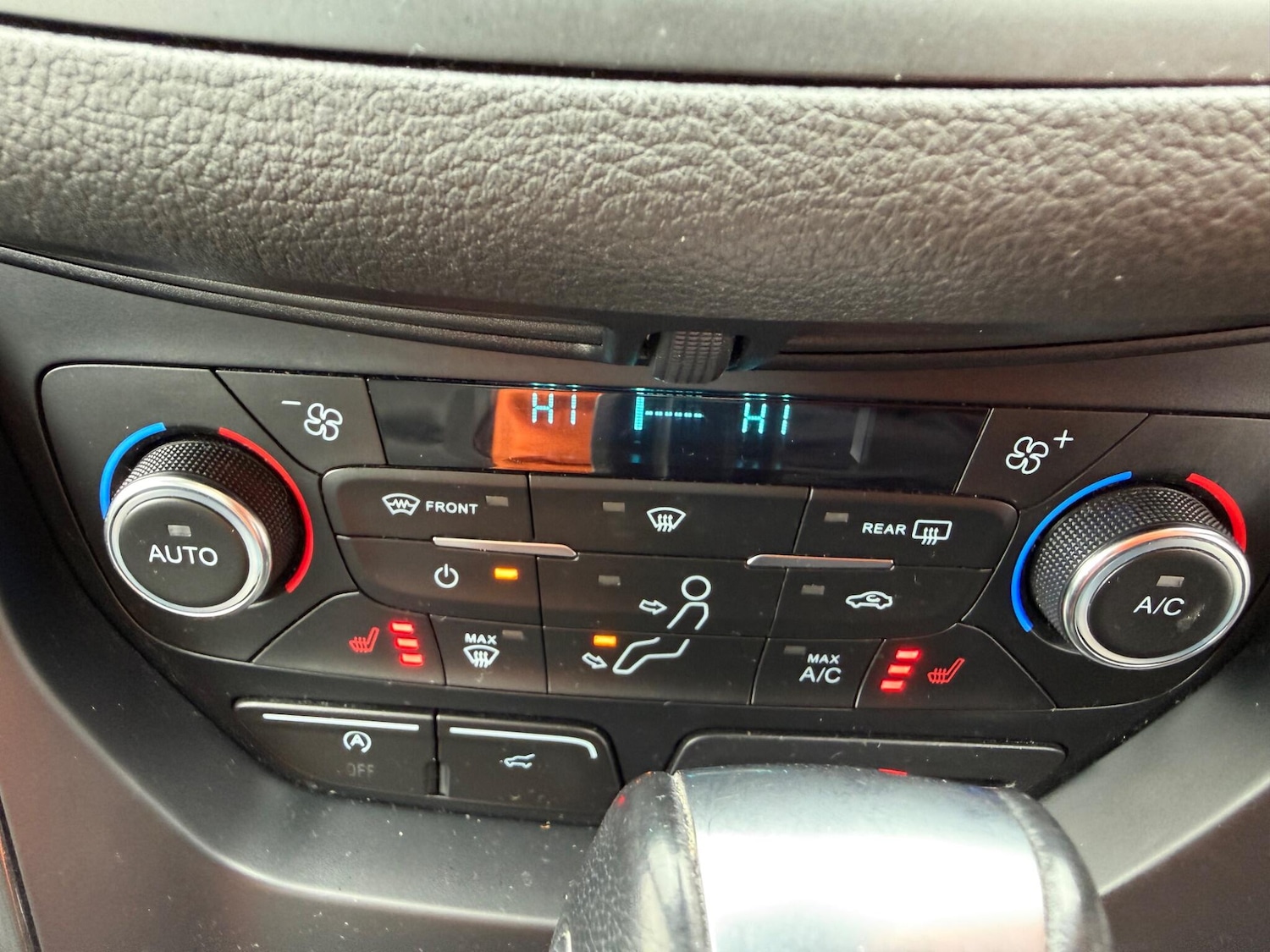 Used Ford Kuga 2018 for sale - 77469180: Photo 19