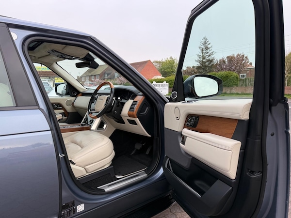 Used Land Rover Range Rover 2018 for sale - 74485622: Photo 10