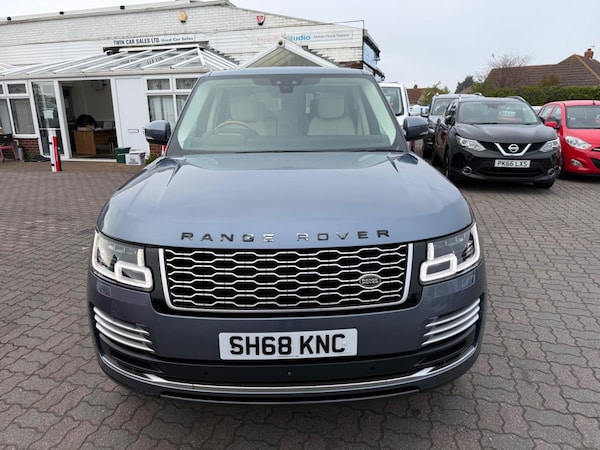 Used Land Rover Range Rover 2018 for sale - 74485622: Photo 2