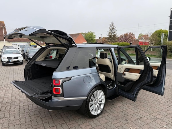 Used Land Rover Range Rover 2018 for sale - 74485622: Photo 51