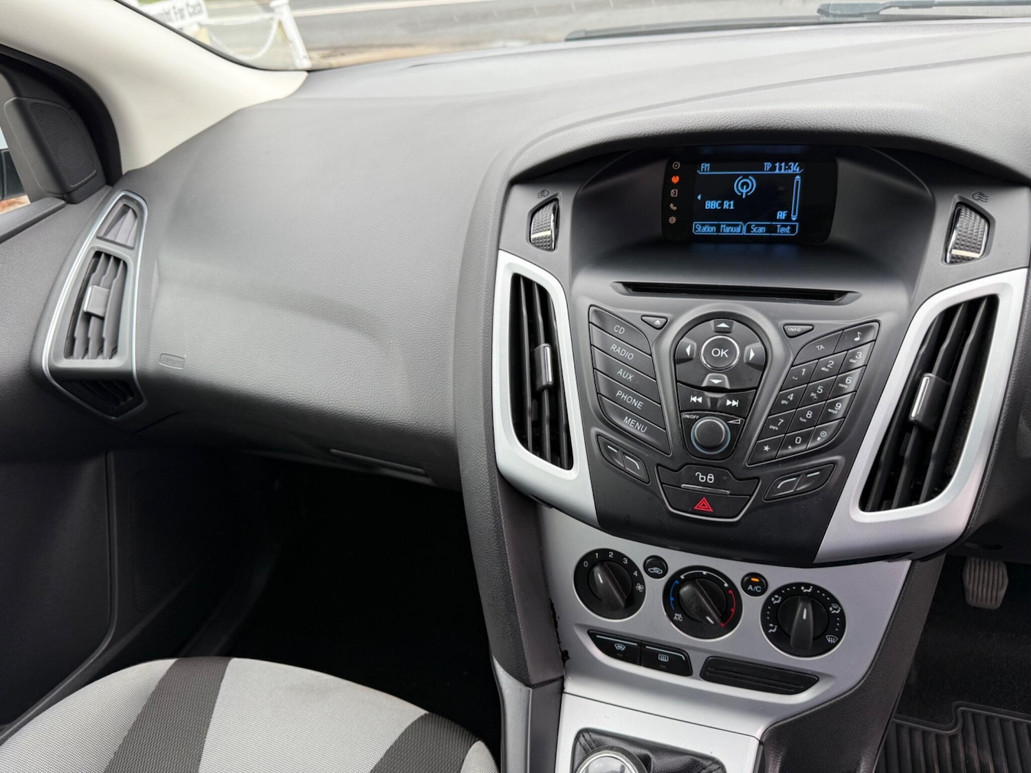 Used Ford Focus 2012 for sale - 76282696: Photo 19