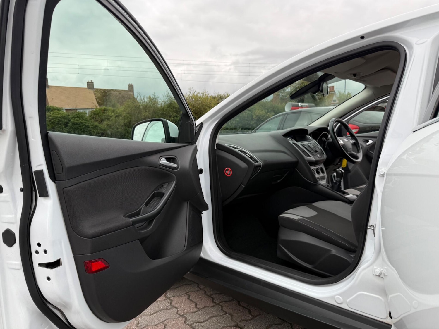 Used Ford Focus 2012 for sale - 76282696: Photo 30