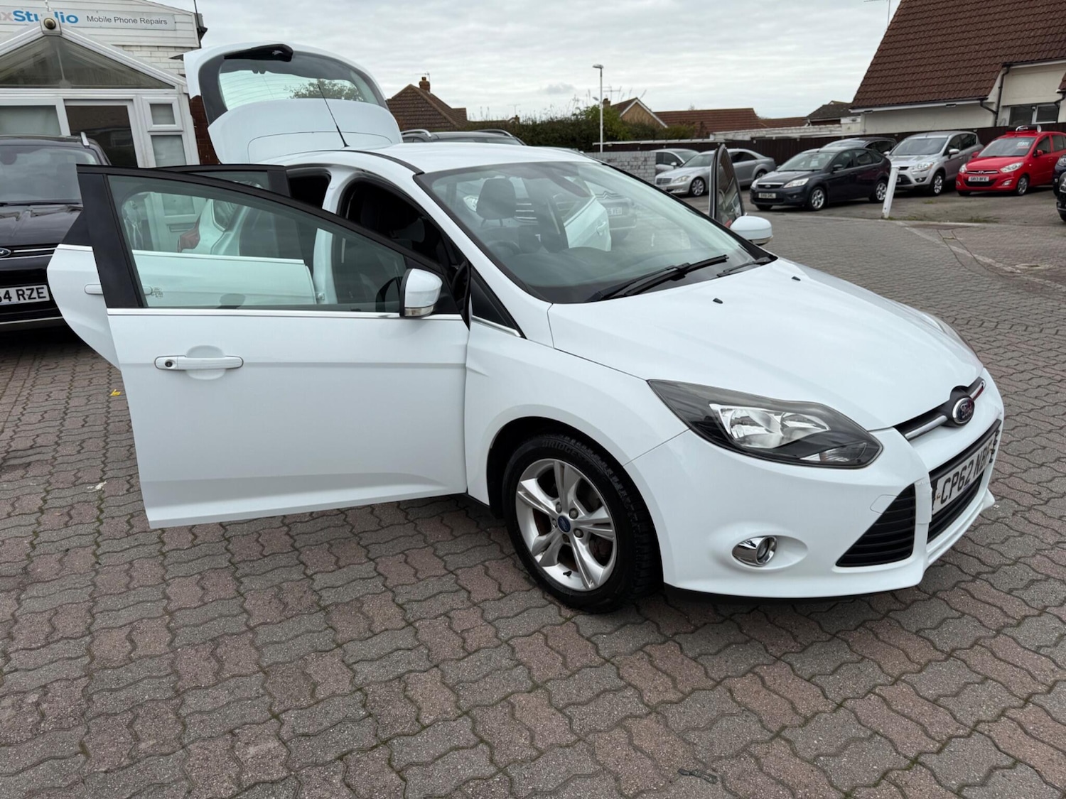 Used Ford Focus 2012 for sale - 76282696: Photo 41