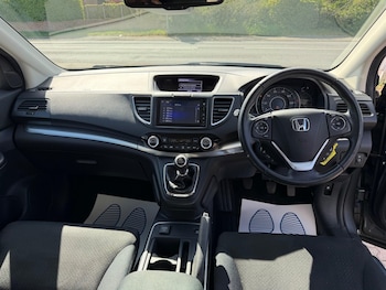 Used Honda CR-V 2016 for sale - 78301474: Photo