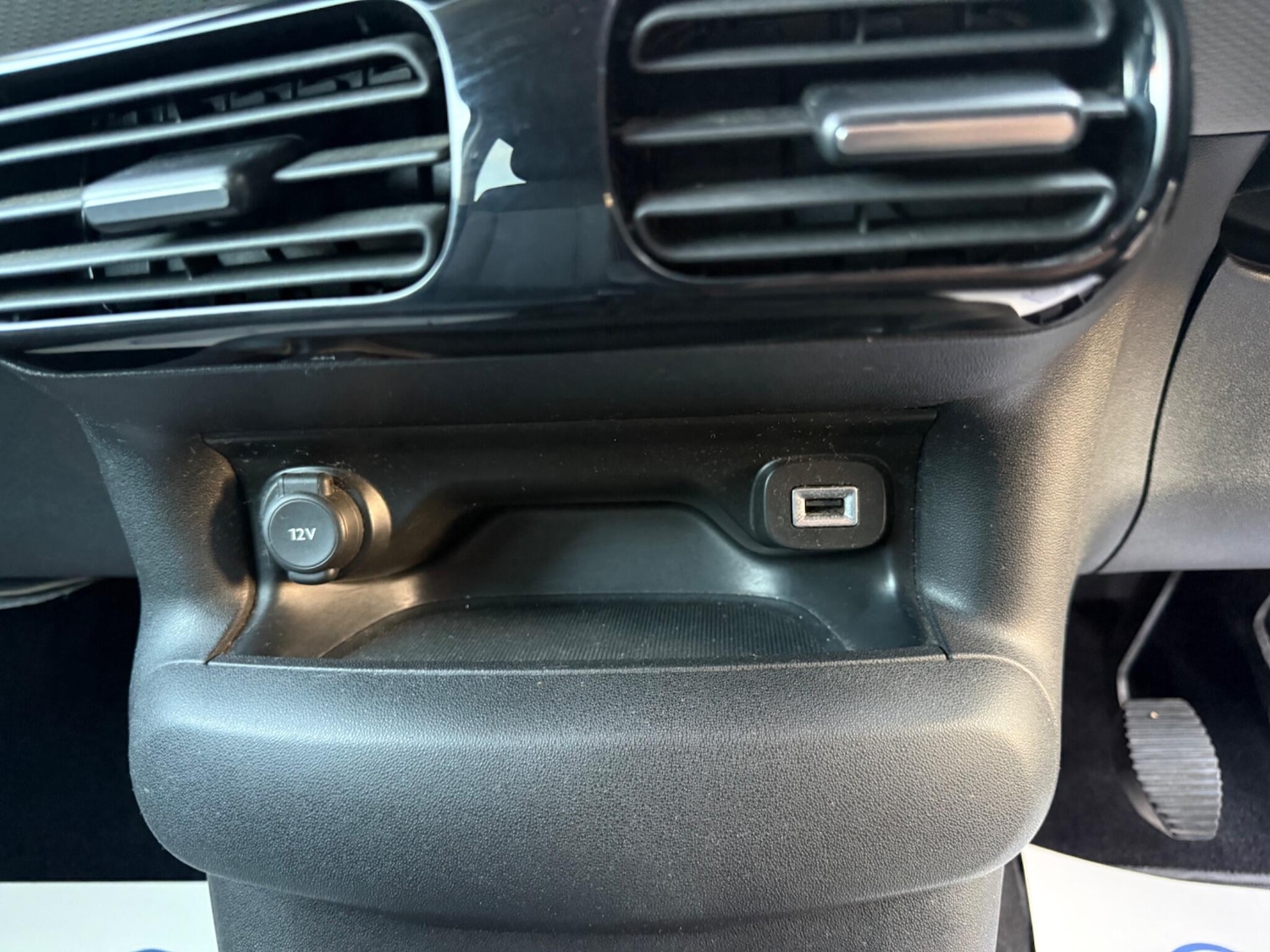 Used Citroen C4 Cactus 2015 for sale - 77924761: Photo 18