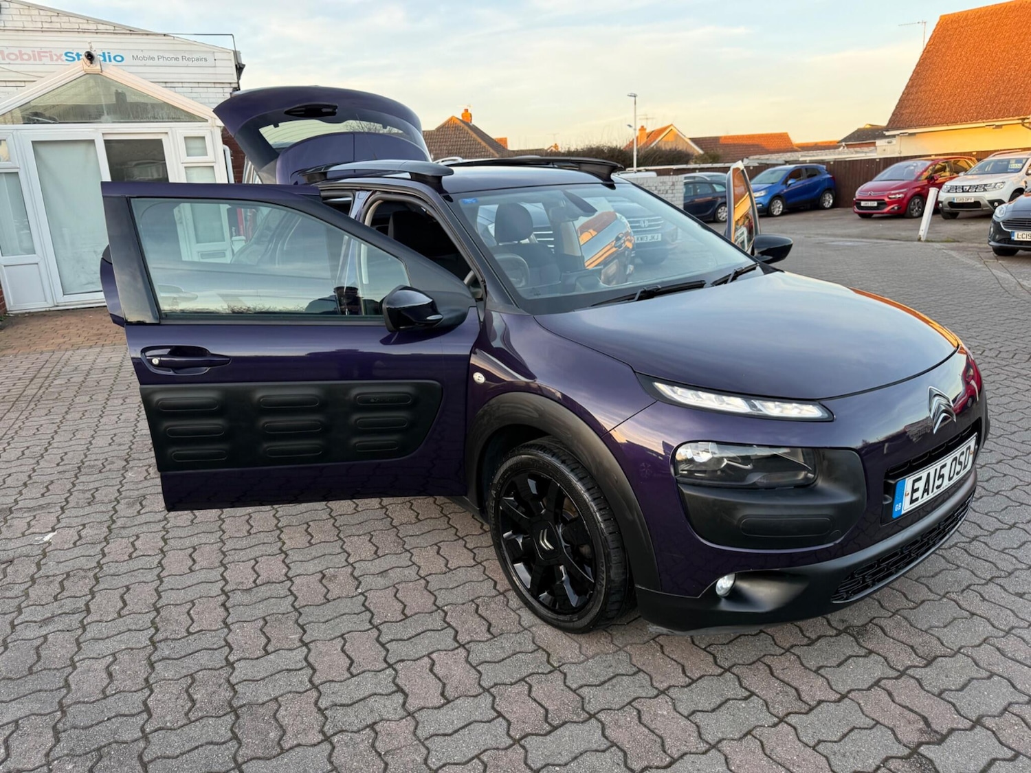 Used Citroen C4 Cactus 2015 for sale - 77924761: Photo 40