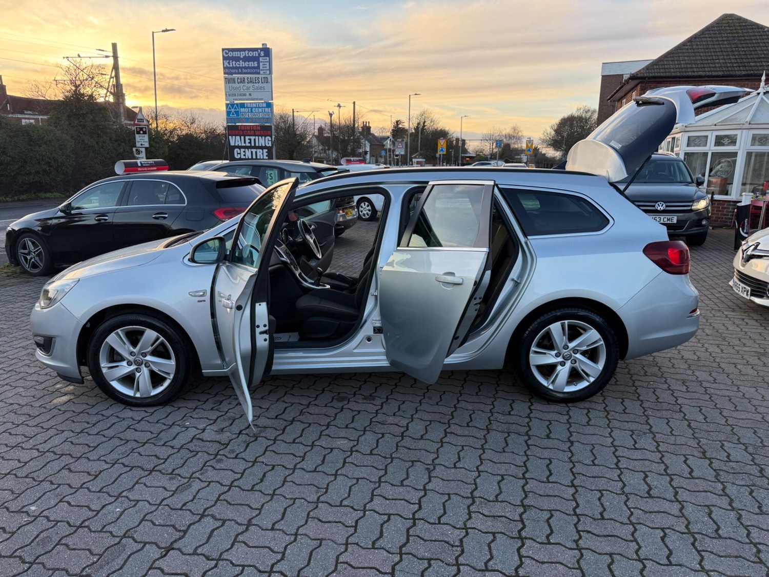 Used Vauxhall Astra 2015 for sale - 77229538: Photo 46