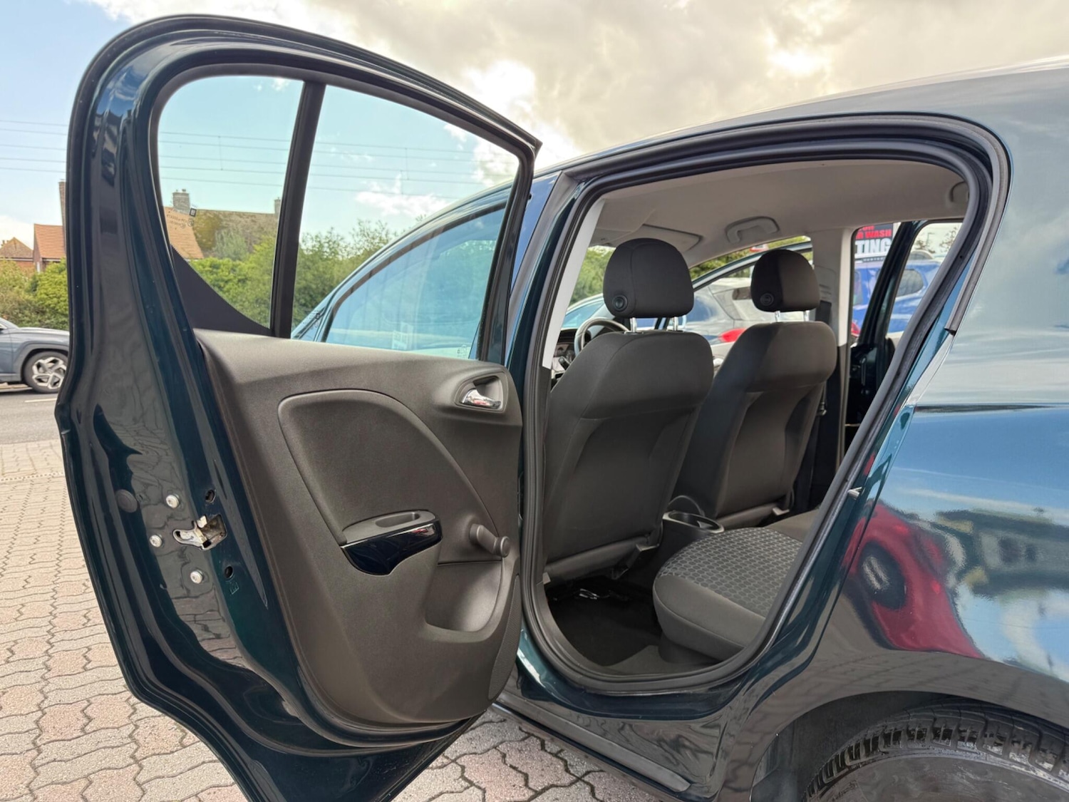 Vehicle 29