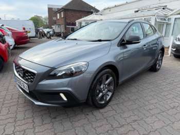 Used Volvo V40 Cross Country 2015 for sale - 74110443: Photo