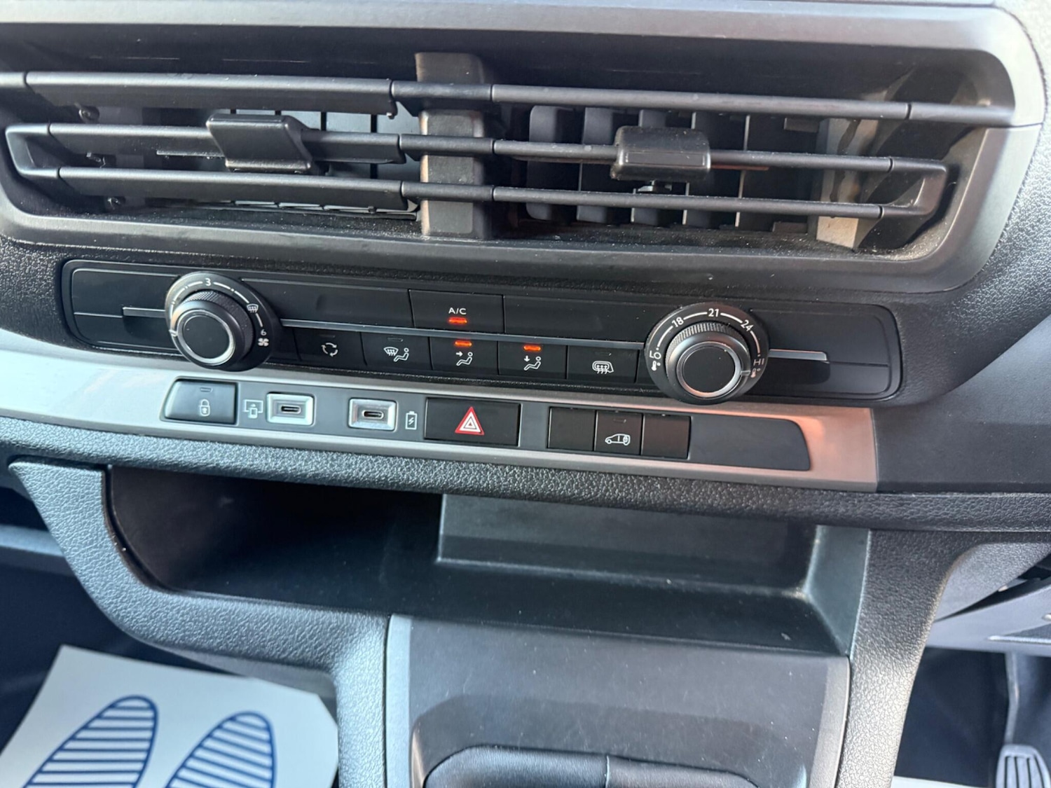 Used Vauxhall Vivaro 2024 for sale - 76659172: Photo 17