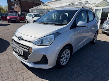Used Hyundai i10 2017 for sale - 78428975: Photo
