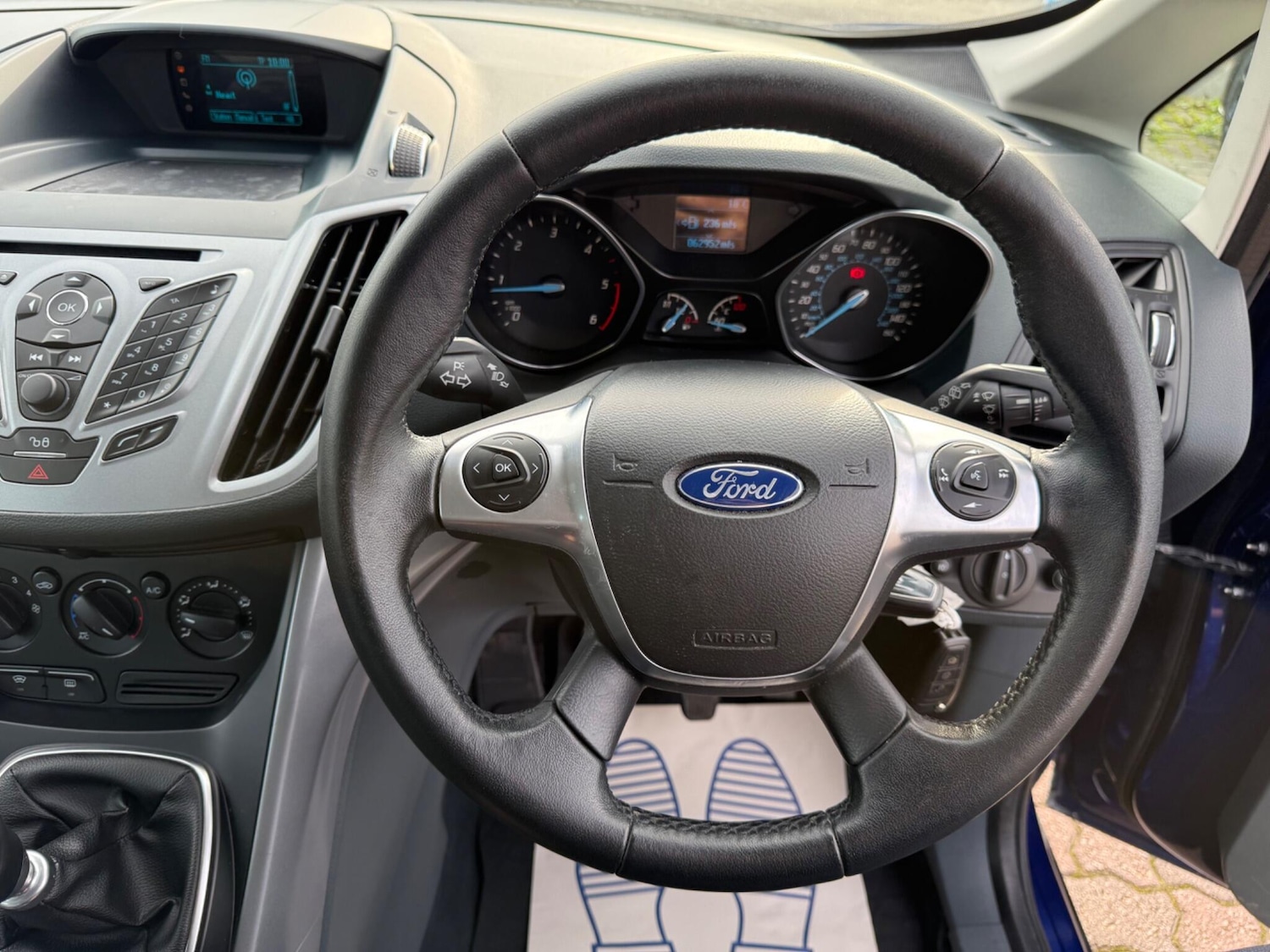 Used Ford C-Max 2015 for sale - 76572330: Photo 16