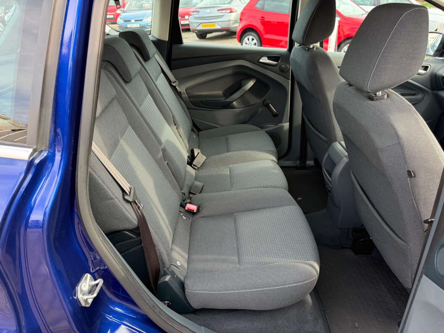 Used Ford C-Max 2015 for sale - 76572330: Photo 26