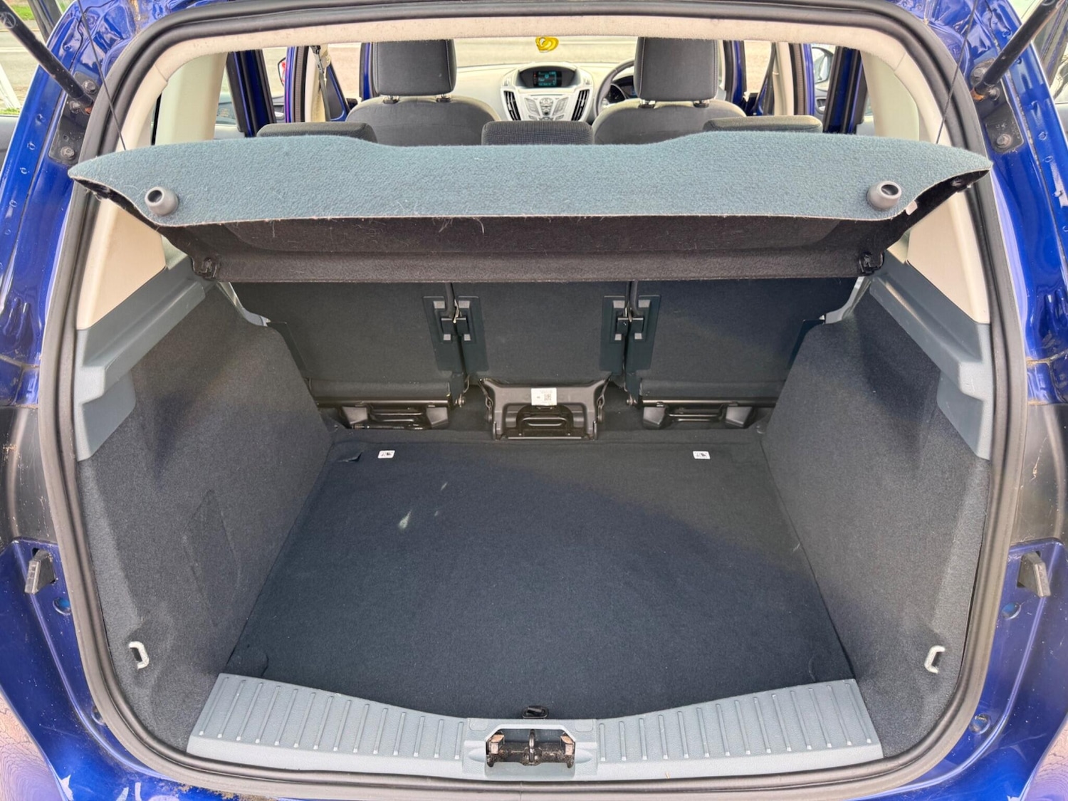 Used Ford C-Max 2015 for sale - 76572330: Photo 37