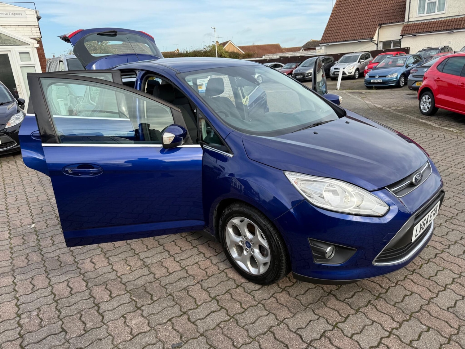 Used Ford C-Max 2015 for sale - 76572330: Photo 41
